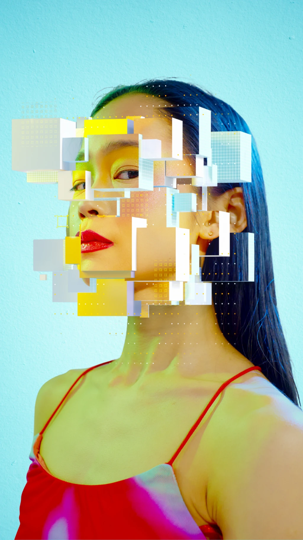 Žena gleda u kameru, dok joj je lice delimično prekriveno digitalnim geometrijskim oblicima.