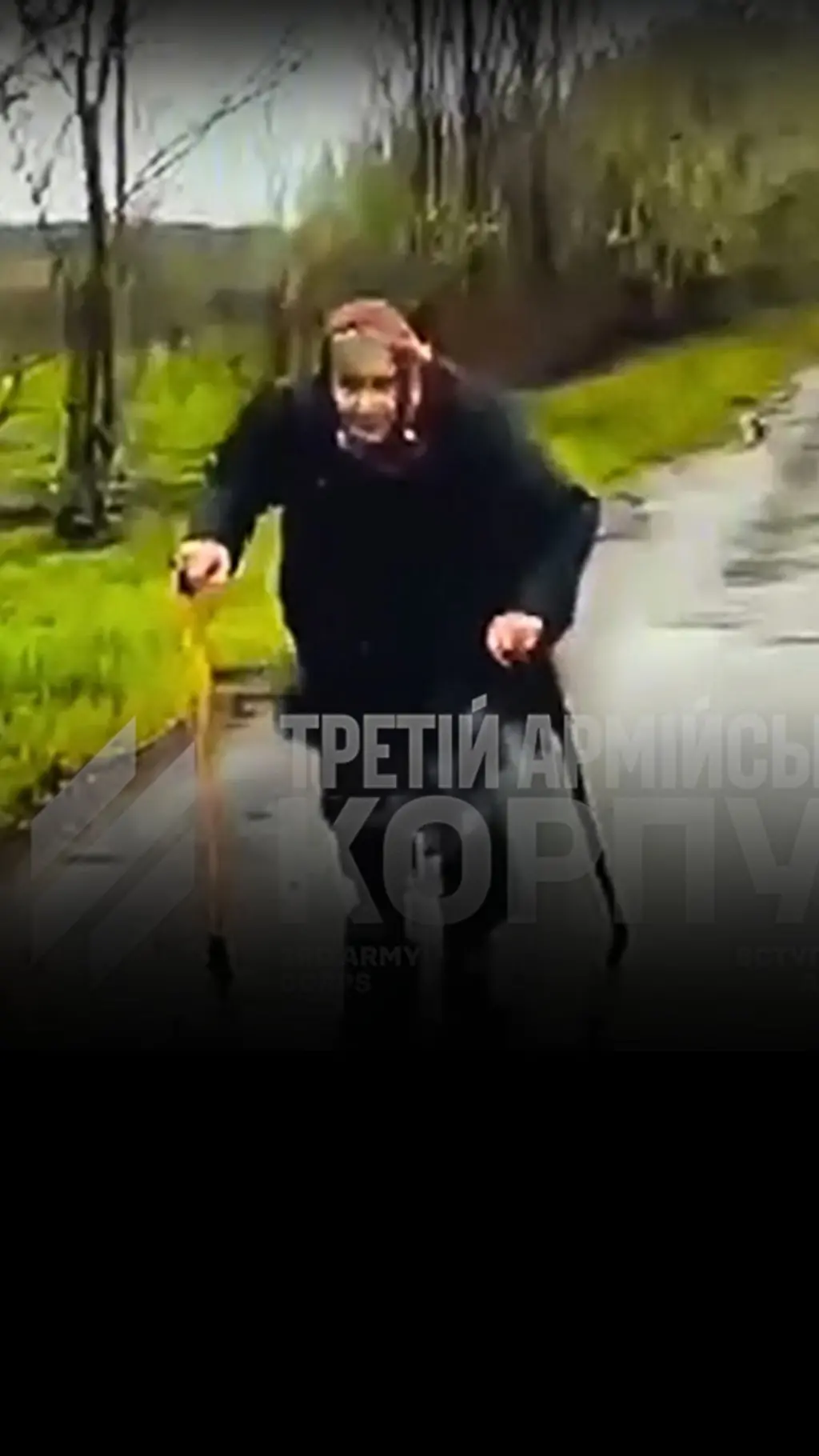 Жінка вирушила у пішу евакуацію на Лиманщині, її врятували наземним дроном