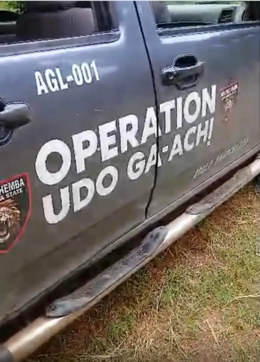 Foto ụgbọala ndị ọrụ nchekwa udo ga-achị