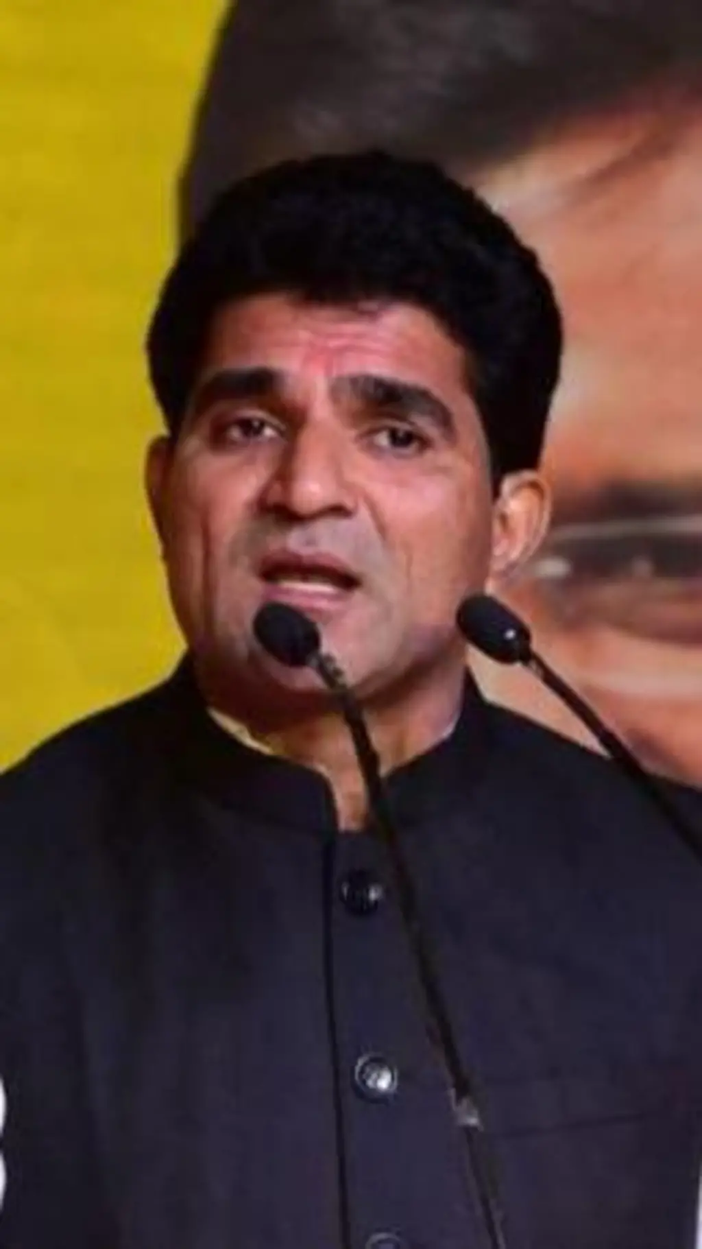 આમ આદમી પાર્ટી, ગુજરાત, ઈસુદાન ગઢવી