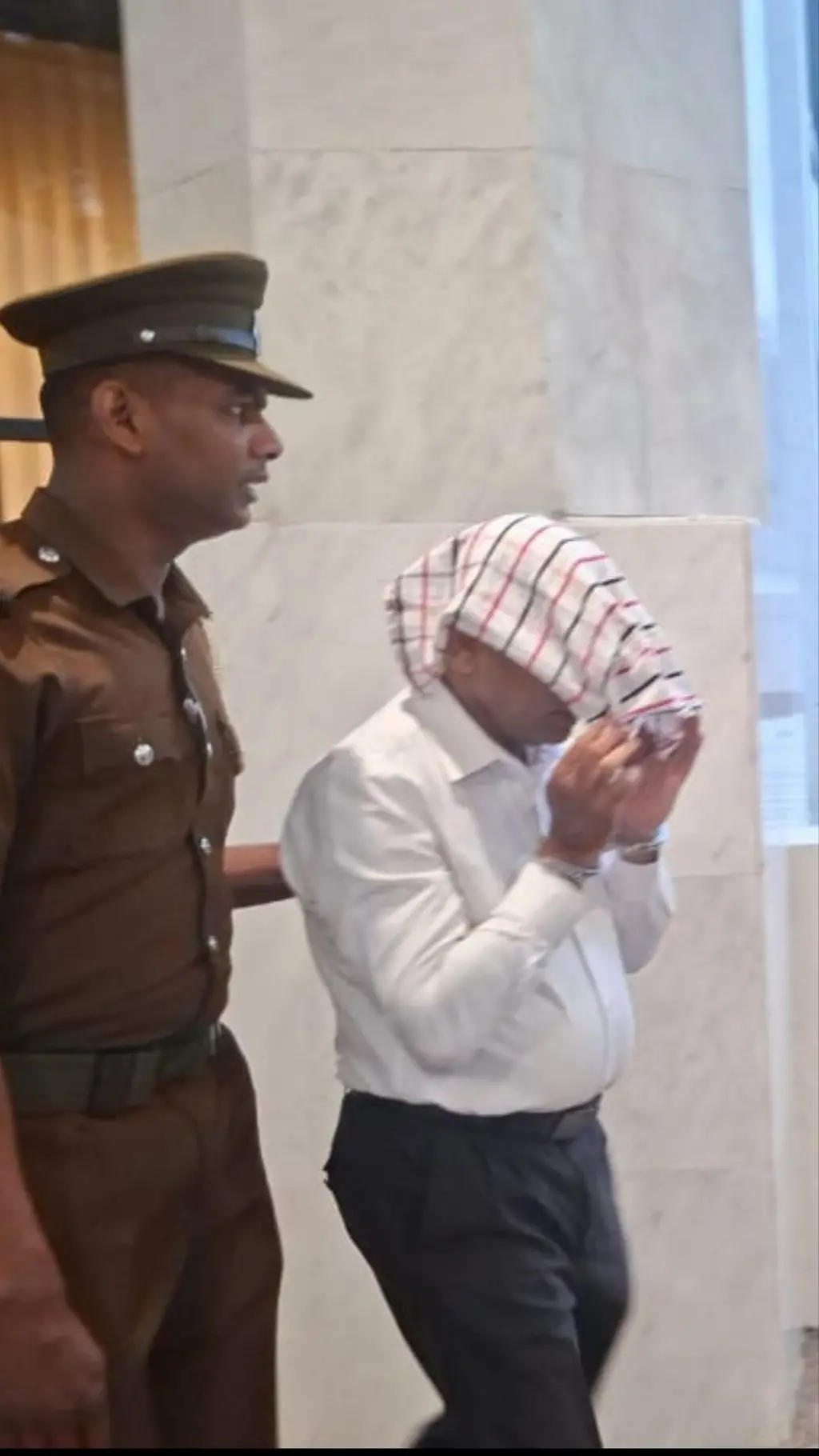 ජාතික අධ්‍යාපන ආයතනය හිටපු අධ්‍යක්ෂවරයාට බරපතළ වැඩ සහිත වසර 6ක සිර දඬුවම්
