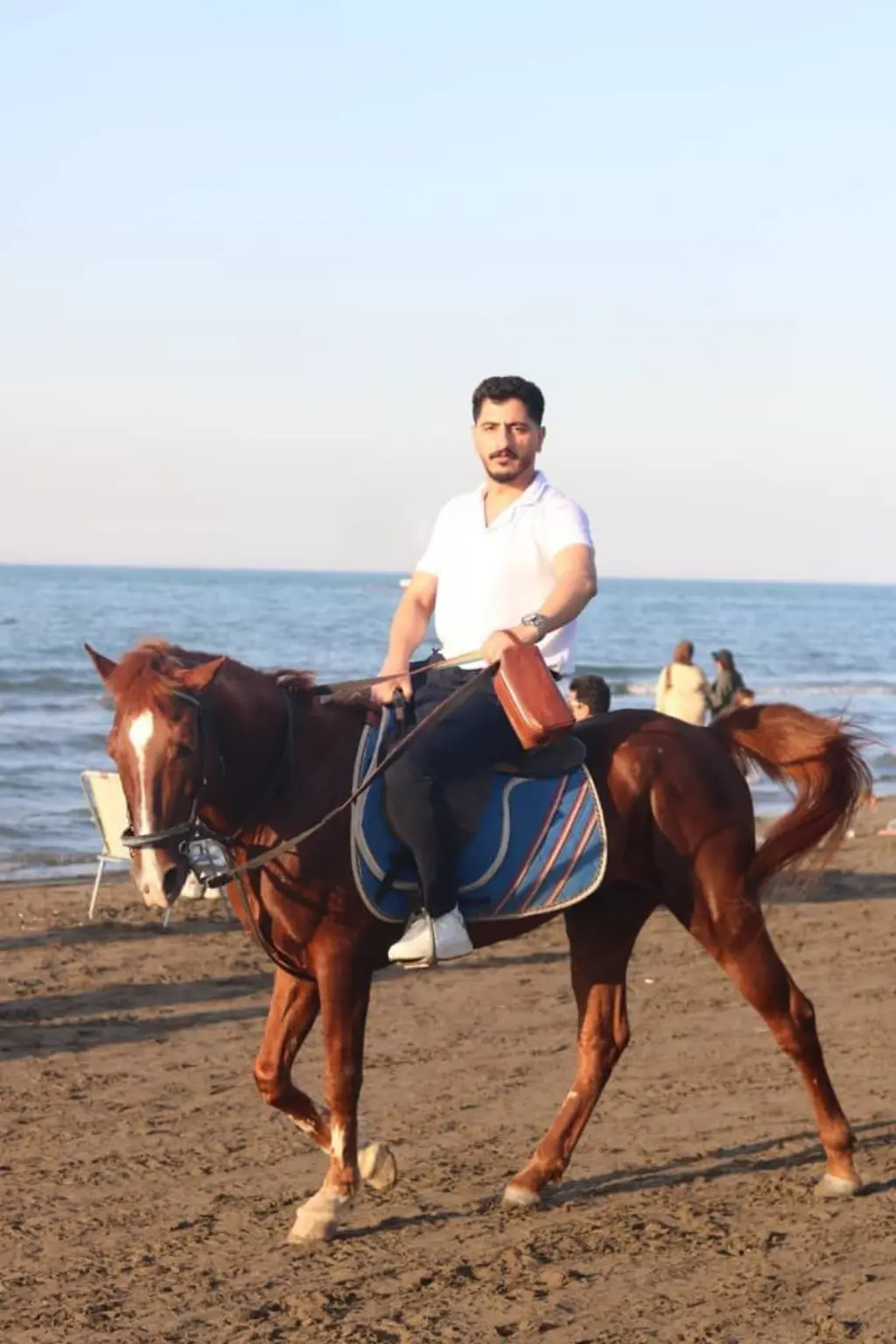 مهرداد یعقوبی‌مهر ۱۹ دی در اعتراضات قلعه حسن خان تهران کشته شد.