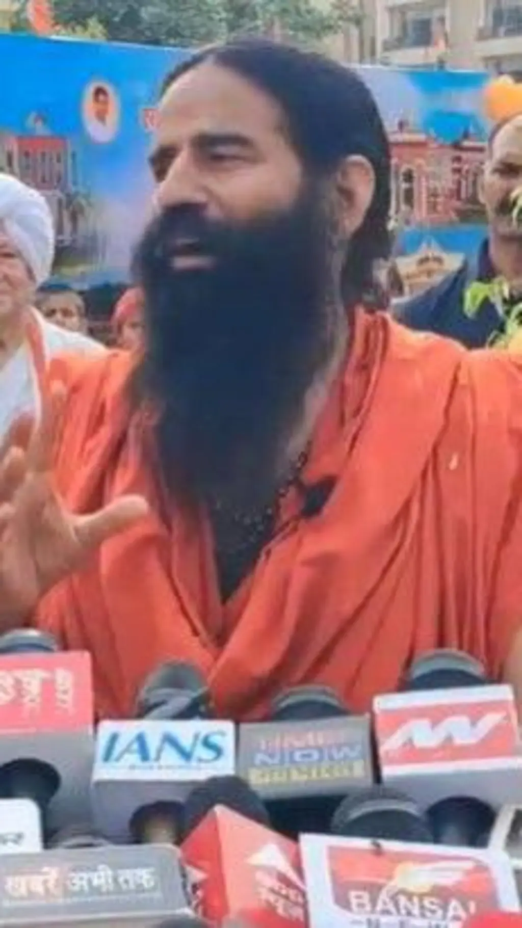 देश में शिक्षा से जुड़े मुद्दे पर बोले रामदेव