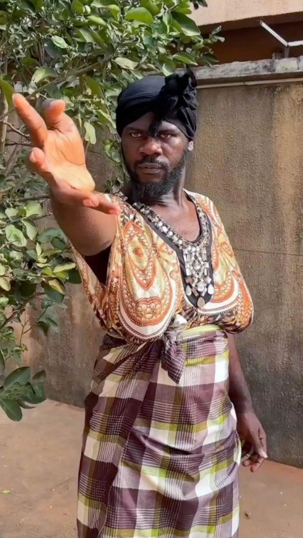 Eji m 'First Class' pụta na mahadum mana ọ bụ ihe nkiri na-enyeju m afọ - Kingsley Omeokwe