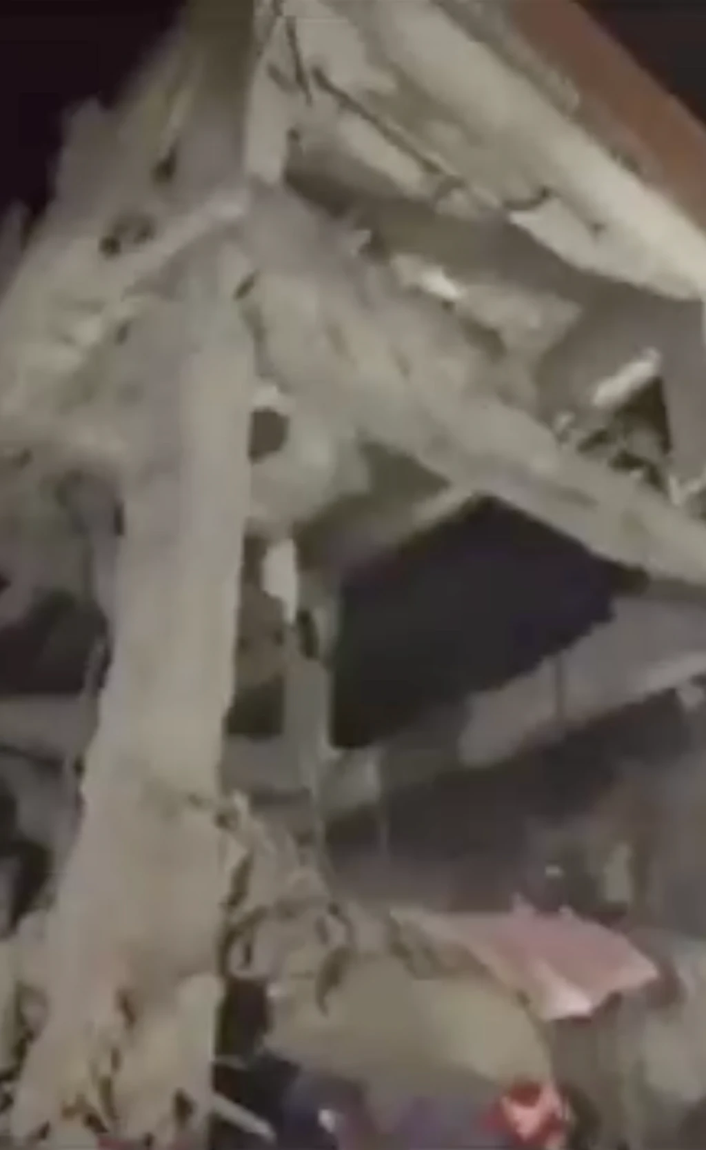 تخریب ساختمانی در تبریز بعد از حملات اسرائیل