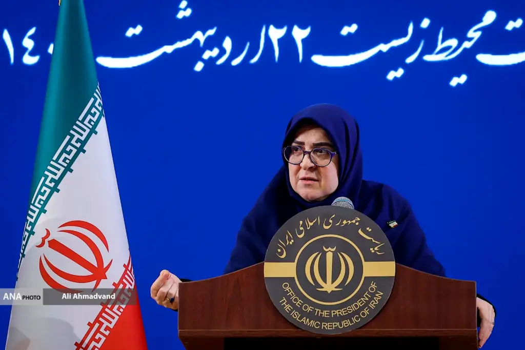 فاطمه مهاجرانی، سخنگوی دولت ایران