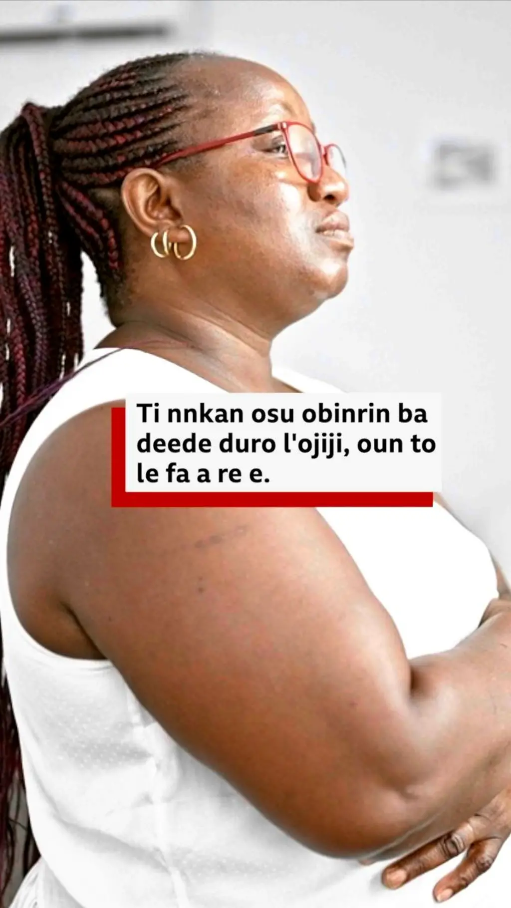 Aworan obinrin to kawọgbera