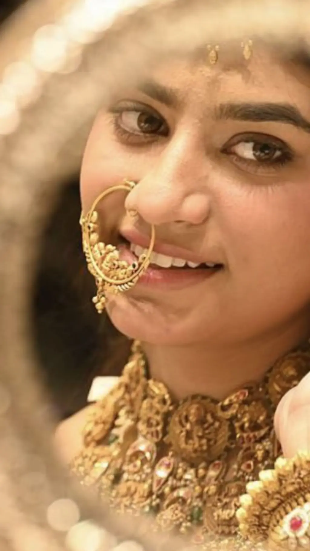'වසරකට රත්තරන් මිලදී ගන්න එපා' ඉන්දියානු රජයෙන් එරට ජනතාවට ඉල්ලීමක්