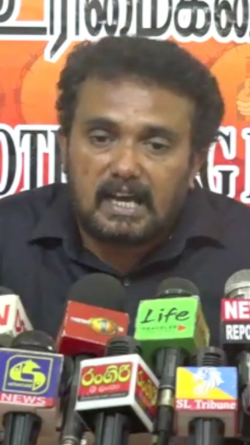 'අවශ්‍ය නිලධාරී ප්‍රමාණයෙන් 1/4ක් වගේ ප්‍රමාණයක් තමයි මේ හතලිස් දහස් ගානම පාලනය කරන්නේ'