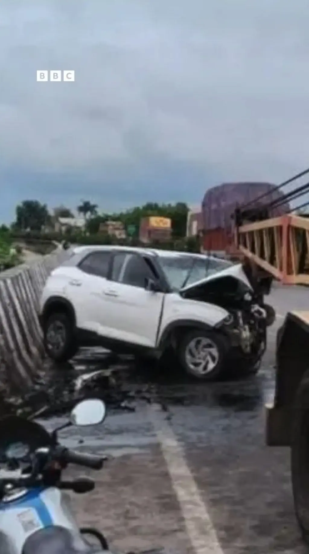 अतीक़ अहमद के छोटे बेटे की सड़क हादसे में मौत