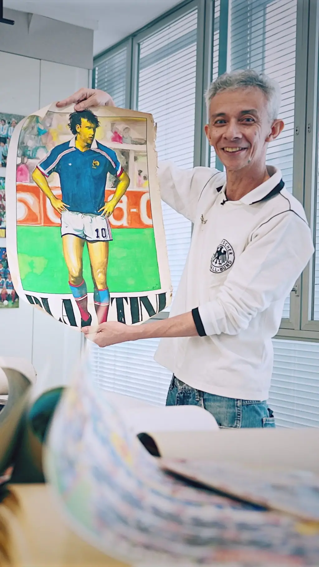 Koleksi koran dan poster jadul Piala Dunia 1982-1998
