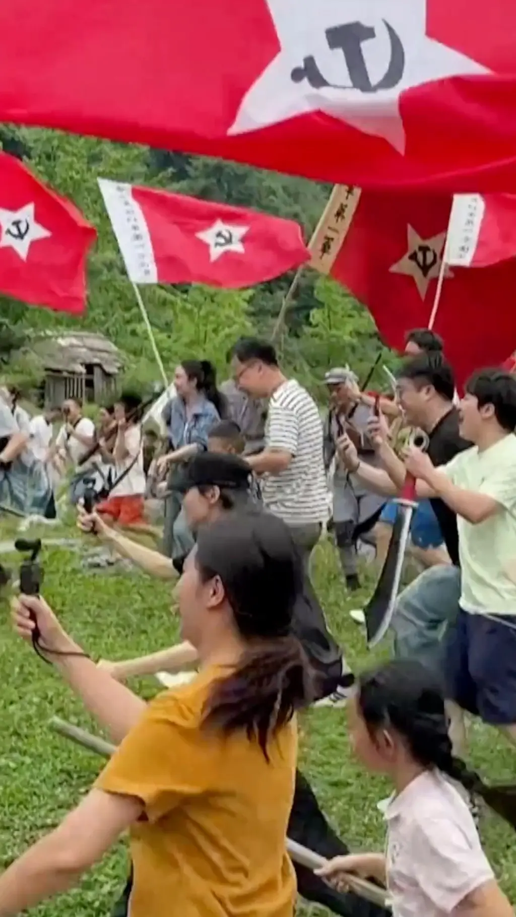 ท่องเที่ยวย้อนรอยประวัติศาสตร์พรรคคอมมิวนิสต์ที่กำลังโด่งดังในจีน