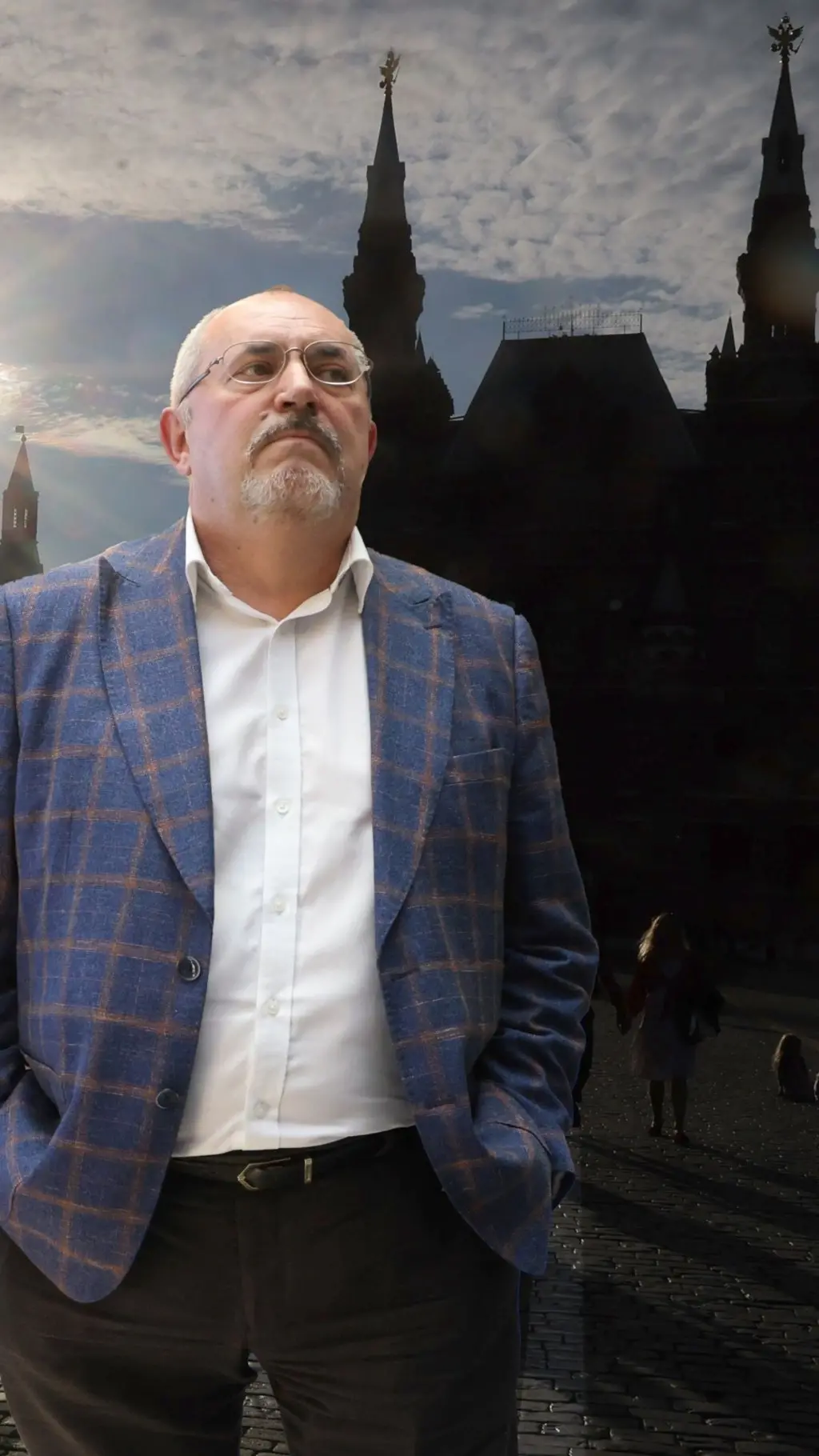 Борис Надеждин на фоне Кремля