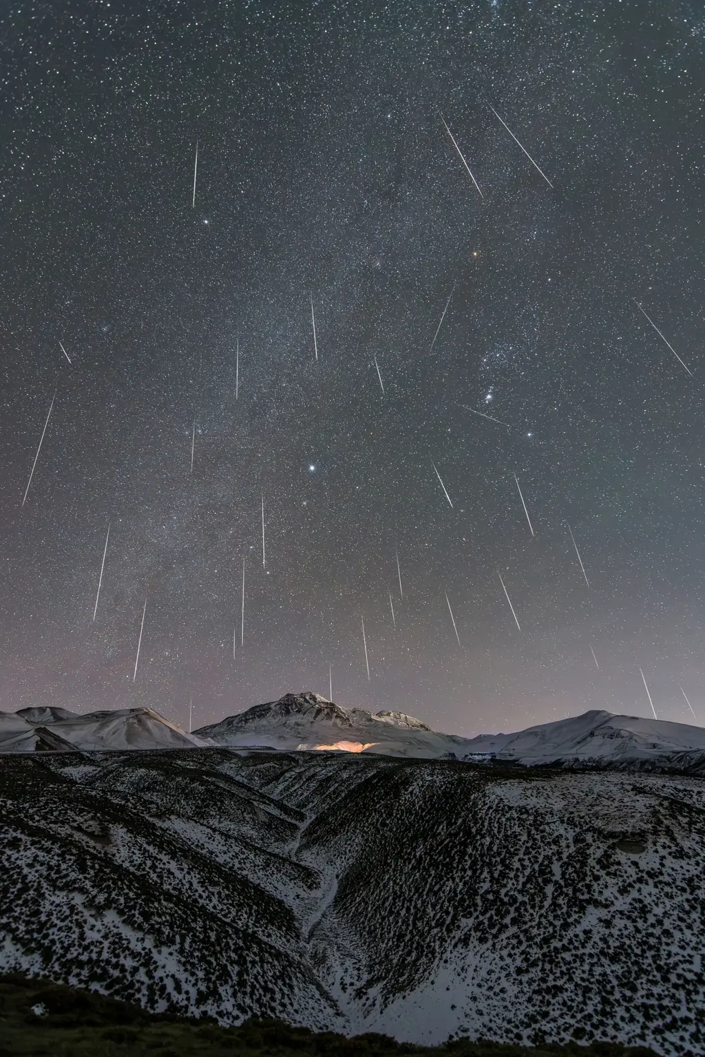 بارش شهابی جوزایی بر فراز کوه سبلان