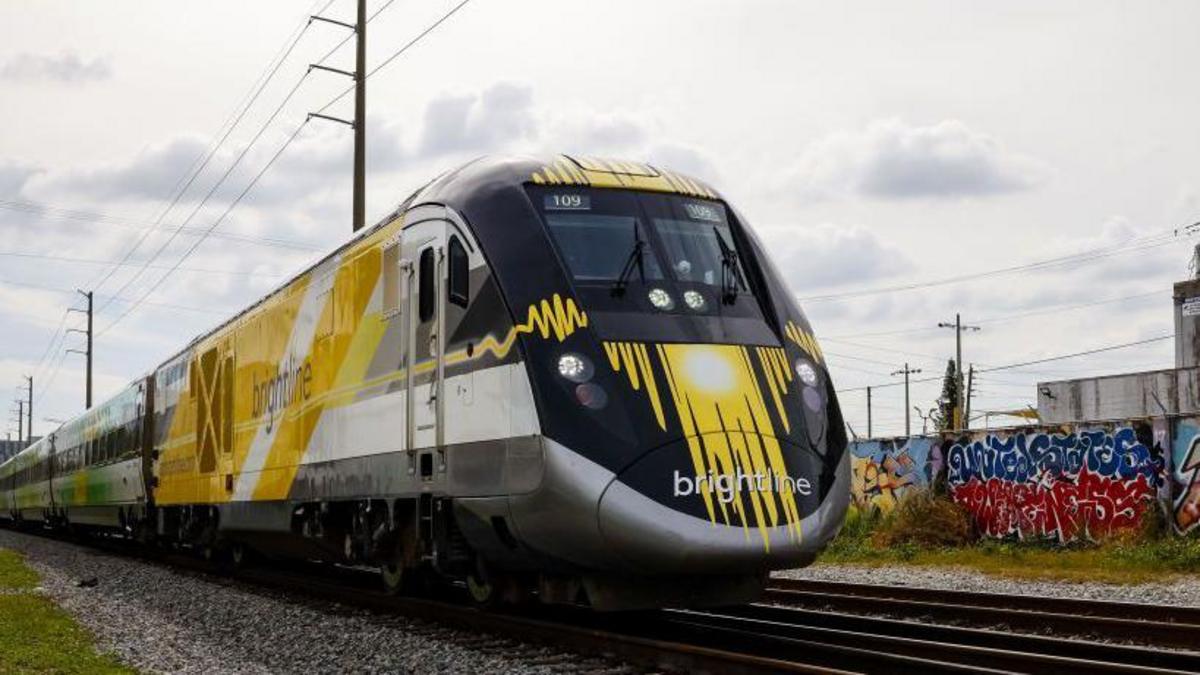 "La más mortal de las principales líneas ferroviarias de EE.UU.": por qué más de 200 personas han muerto en las vías del tren que conecta Miami y Orlando