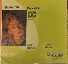 Recorte de revista mostra Glaucia Fekete como modelo