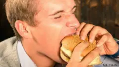 يمكن أن ينتج المضغ نحو 580 جول من الطاقة يوميا