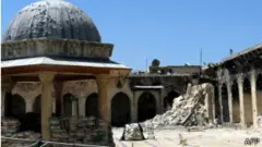 Minarete caído en Aleppo