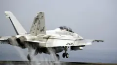 Amerikanskt stridsflygplan