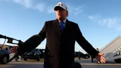 الرئيس الأمريكي دونالد ترامب.