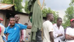 ተቆፍሮ የወጣው የደንብ ልብስ