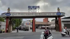 સુમુલ ડેરીના સંચાલકો પર ગેરરીતિના આરોપ