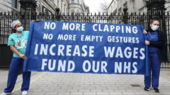 pay rise protest