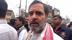 கோயிலுக்குள் செல்ல ராகுல் காந்திக்கு தடை