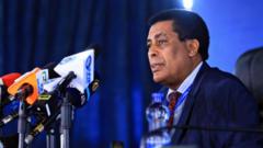 'Itoophiyaan rakkoo Ertiraa waliin jiru jaarsummaan furuu barbaaddi'- Amb. Diinaa Muftii