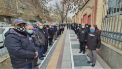 تجمع مقابل دادسرای نظامی در تهران