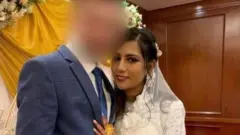 ਸਫੀਨਾ ਦਾ ਵਿਆਹ ਕੀਵ ਵਿੱਚ ਹੋਇਆ ਸੀ