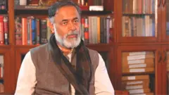 योगेंद्र यादव