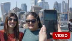 லண்டனில் 38,000 இந்திய பெண்கள் உள்ள சமூக குழுவை இவர் உருவாக்கியது ஏன்?