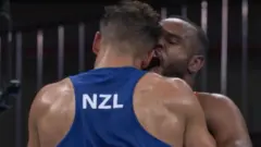 Tartankii Younes Baala iyo David Nikia