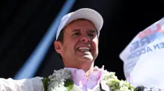 El expresidente boliviano y candidato de la alianza Libre, Jorge Tuto Quiroga, en el acto de cierre de campaña en El Alto, La Paz.