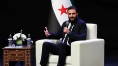 رئيس المرحلة الانتقالية في سوريا أحمد الشرع.