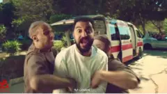 صور من الإعلان "المحذوف" الخاص بشركة الاتصالات المصرية، الذي اعتبرته بعض الجماهير مُسيئاً لنادي الزمالك 