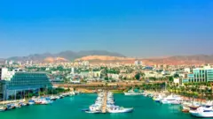 Elaat yeroo nagaa magalaa ahawata turistii taate qarqara Galaana Diimaatti argamtudha