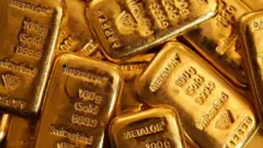 কতগুলো স্বর্ণের বার