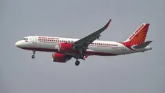 ஏர் இந்தியா, விமானி, ஏர்பஸ் ஏ320 விமானம், டெல்லி