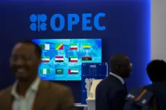 El pabellón de la Organización de los Países Exportadores de Petróleo (OPEP) en el pabellón de exposiciones de la conferencia de la Semana Africana de la Energía (AEW) en Ciudad del Cabo, Sudáfrica, 30 de septiembre 2025
