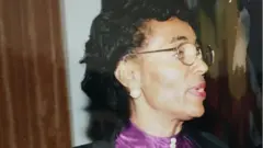 ኣበባ ተስፋጊዮርጊስ ኣብ ኣስመራ መደረ እናስመዐት 1992