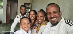 መርጌታ ተኽላይ ምስ ስድራኡ