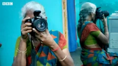 ફોટોગ્રાફર મહિલા