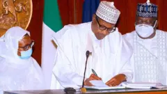 Buhari da wasu jami'an gwamnati