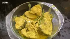 ইলিশ মাছের একটি রান্না করা পদ