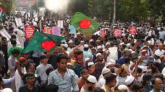 बांग्लादेश प्रदर्शनकारी