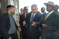 Netanyahu ayaa 40 sano kaddib booqday goobtii uu howlgalka ka dhacay