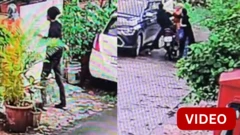 தாலியை பறித்த நபரை பெண் துணிச்சலுடன் துரத்திப் பிடித்த காட்சி