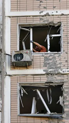 Последствия атаки дронов в Красногорске.